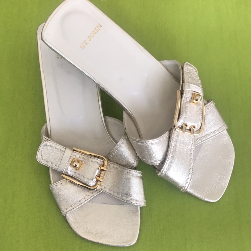 St. John leather sandals lucite heels 7.5 M - Picture 12 of 12